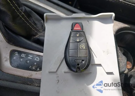 2015 Jeep Cherokee Latitude z USA, uszkodzony, nr VIN 1C4PJLCB5FW782215